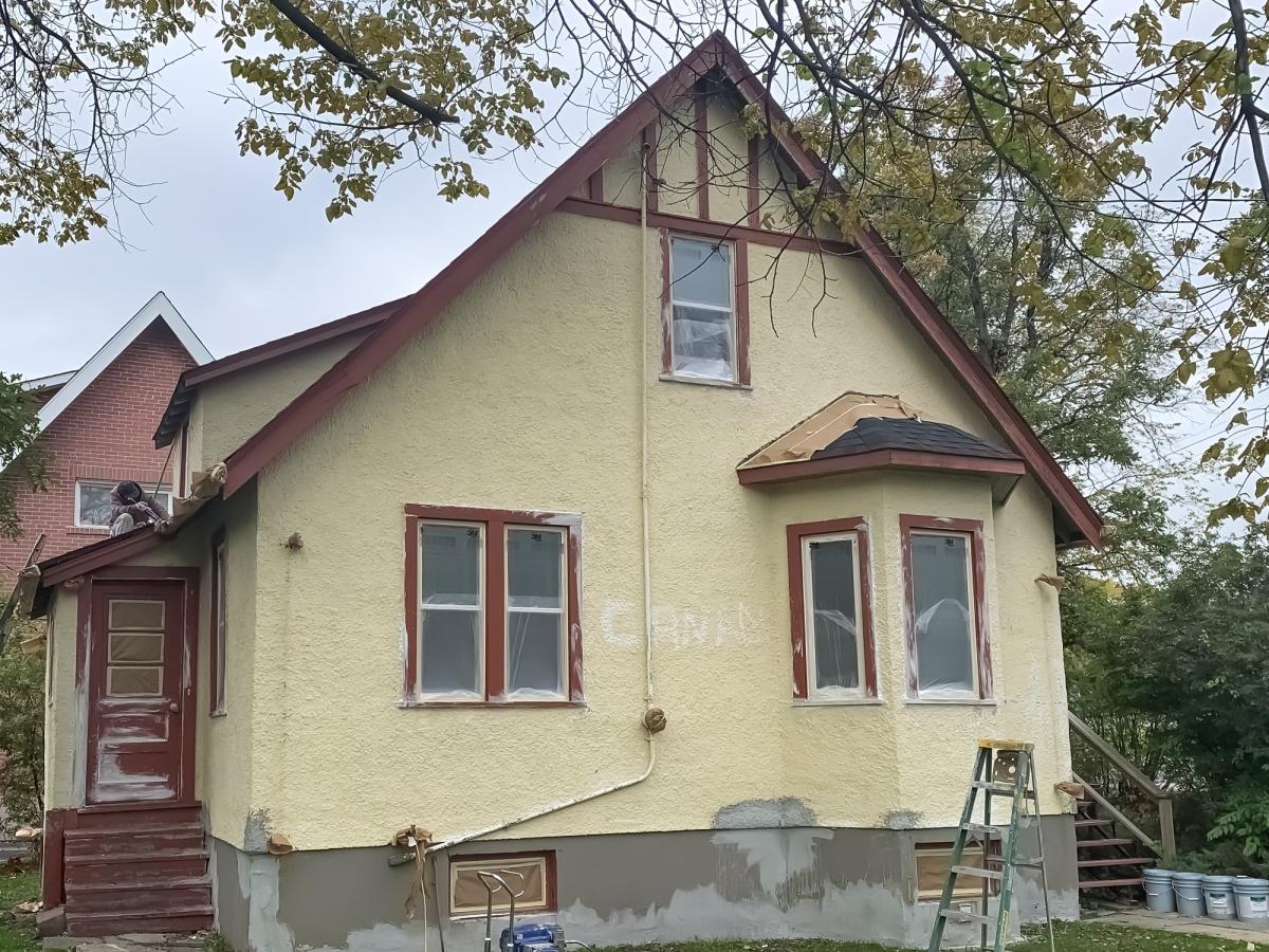 Exterior Stucco Painting & Repair Before